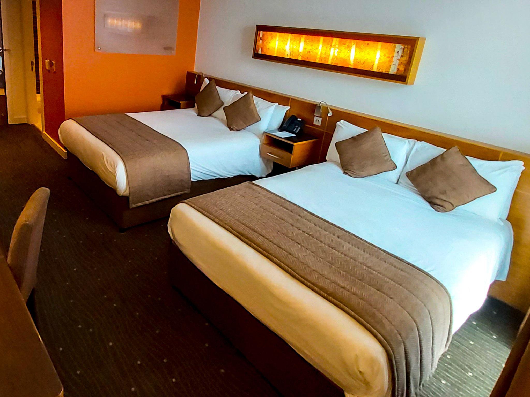 The Gateway Hotel Дъндолк Екстериор снимка
